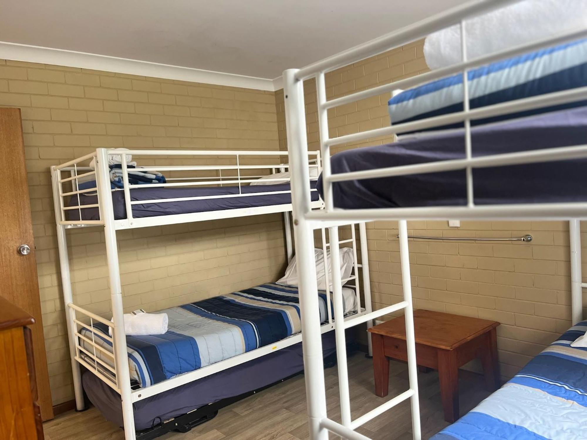 Emu Beach Chalets Albany Buitenkant foto