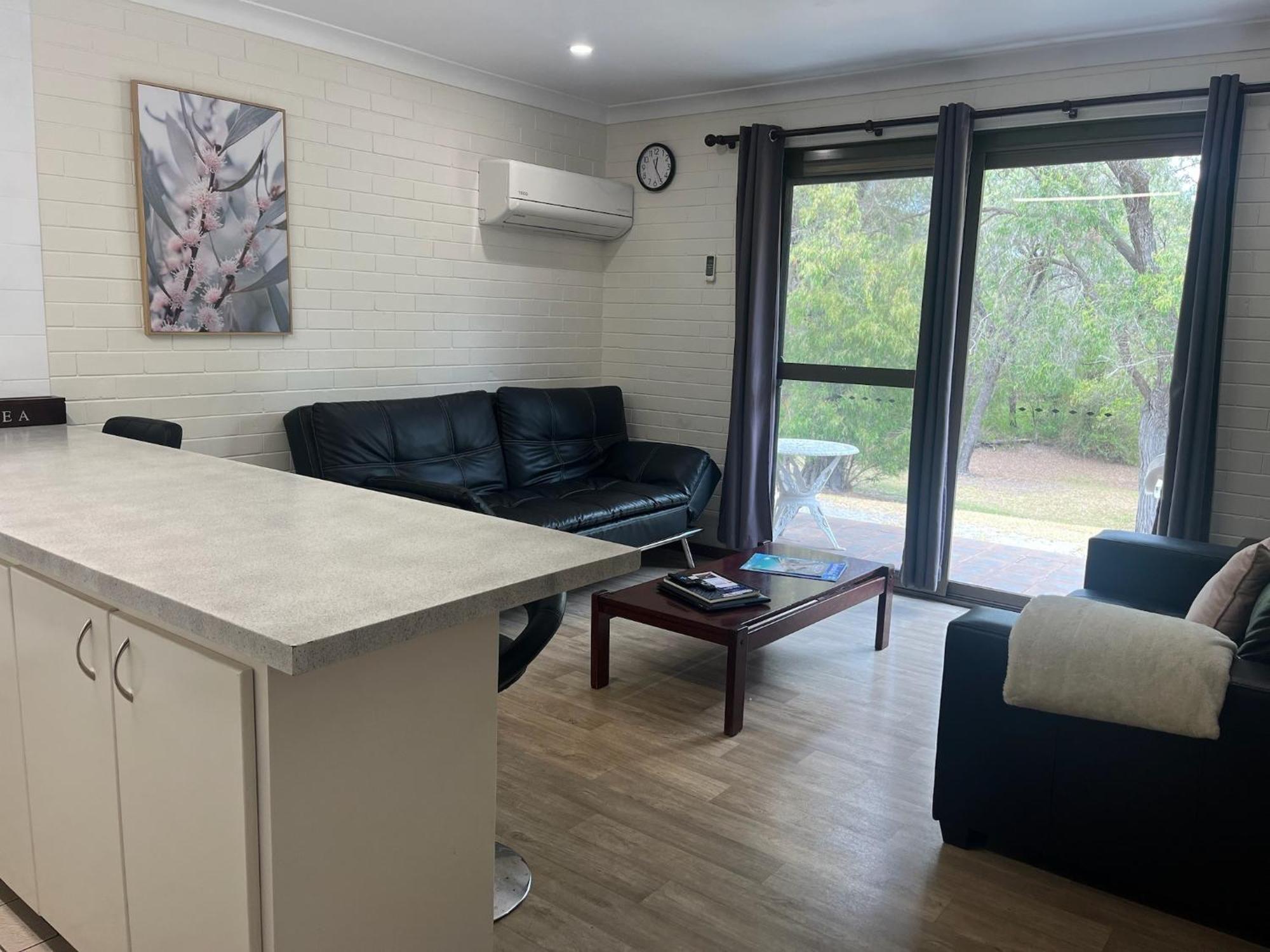 Emu Beach Chalets Albany Buitenkant foto